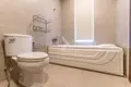 Condo 3 rooms 222 m² in Sangkat Boeng Keng Kang Ti Bei, Cambodia