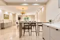 3 bedroom apartment 164 m² Estepona, Spain