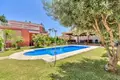 5 bedroom house 246 m² Dos Hermanas, Spain