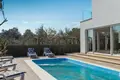 Villa de 4 dormitorios 300 m² Pola, Croacia