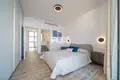 Mieszkanie 3 pokoi 153 m² Chloraka, Cypr