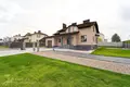Casa de campo 378 m² Sonyechny, Belarús