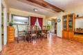 6 bedroom house 279 m² Dos Hermanas, Spain