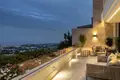 Wohnung 3 Schlafzimmer 243 m² Benahavis, Spanien
