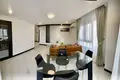 Copropriété 2 chambres 95 m² en Sangkat Phsar Daeum Thkov, Cambodge
