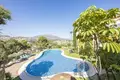 Wohnung 3 Schlafzimmer 231 m² Benahavis, Spanien