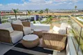Mieszkanie 2 pokoi 98 m² Torrevieja, Hiszpania