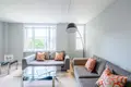 2 bedroom apartment 68 m² in London, United Kingdom