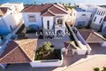 6 bedroom house 725 m² Pervolia, Cyprus