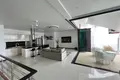 Villa de tres dormitorios 566 m² Pa Khlok, Tailandia