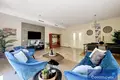 Dom drewniany w stylu górskim 386 m² Alicante, Hiszpania