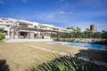 5-Zimmer-Villa 370 m² Estepona, Spanien