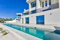 Villa 8 bedrooms 698 m² Finestrat, Spain