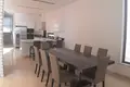 Villa de 4 dormitorios  en Peyia, Chipre