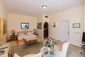 4 bedroom house 350 m² Dos Hermanas, Spain