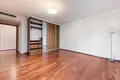 Mieszkanie 4 pokoi 97 m² Miasto Stołeczne Praga, Czechy