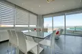 5-Schlafzimmer-Villa 400 m² Demos Agiou Athanasiou, Zypern
