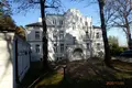 Дом 1 076 м² Констанцин-Езёрна, Польша