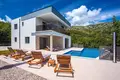 4 bedroom Villa 250 m² Grad Omis, Croatia