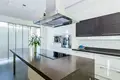 Wohnung 7 Schlafzimmer 900 m² Choeng Thale, Thailand