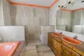 Mieszkanie 5 pokojów 190 m² Dos Hermanas, Hiszpania