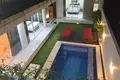 4 bedroom apartment 185 m² Kerobokan Kelod, Indonesia