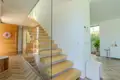 4 bedroom house 372 m² Dos Hermanas, Spain