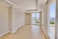 Mieszkanie 2 pokoi 100 m² Mezitli, Turcja