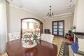 Коттедж 380 м² Фаниполь, Беларусь