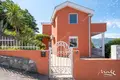 3-Schlafzimmer-Villa 89 m² Tivat, Montenegro