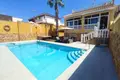 Haus 6 zimmer 350 m² Torrevieja, Spanien