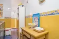 Mieszkanie 2 pokoi 77 m² Dos Hermanas, Hiszpania