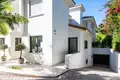 6 bedroom house 665 m² Artola, Spain