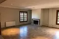 Villa de 4 dormitorios 360 m² Ribarroja del Turia, Španjolska
