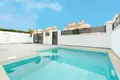 4-Zimmer-Villa 159 m² Torrevieja, Spanien