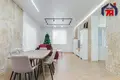 Casa de campo 7 habitaciones 255 m² en Ozyaritska Slabadski rural council, Belarús