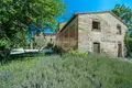 Propiedad comercial 969 m² en Anghiari, Italia
