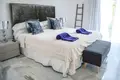 Mieszkanie 2 pokoi 102 m² Marbella, Hiszpania