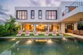 Wohnung 6 Schlafzimmer 419 m² Kerobokan, Indonesien