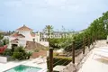 Haus 5 Schlafzimmer 333 m² Dos Hermanas, Spanien