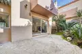 3 bedroom house 217 m² Dos Hermanas, Spain