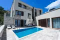 villa de 5 dormitorios  Tivat, Montenegro