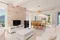 Villa de tres dormitorios 130 m² Herceg Novi, Montenegro