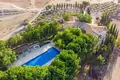 Appartement 5 chambres  Lakatameia, Chypre