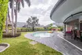 Villa de 2 dormitorios 300 m² Sakhu, Tailandia
