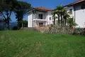4 bedroom Villa 487 m² Leggiuno, Italy