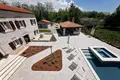 6 bedroom villa 450 m² Grad Porec, Croatia