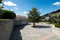 Casa 8 habitaciones 3 459 m² Podgorica, Montenegro
