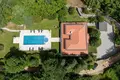 Вилла 3 спальни 400 м² Подгорица, Черногория