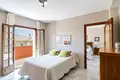 5 bedroom house 246 m² Dos Hermanas, Spain